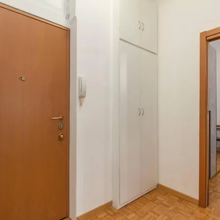 Apartment Solari 5 Guest - Posizione Ottima - Wi-fi Milan