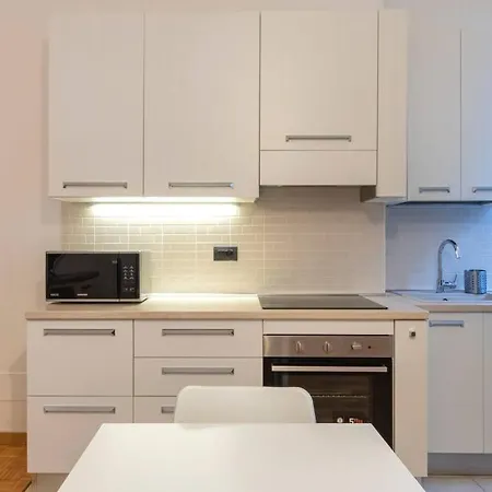 Apartment Solari 5 Guest - Posizione Ottima - Wi-fi *